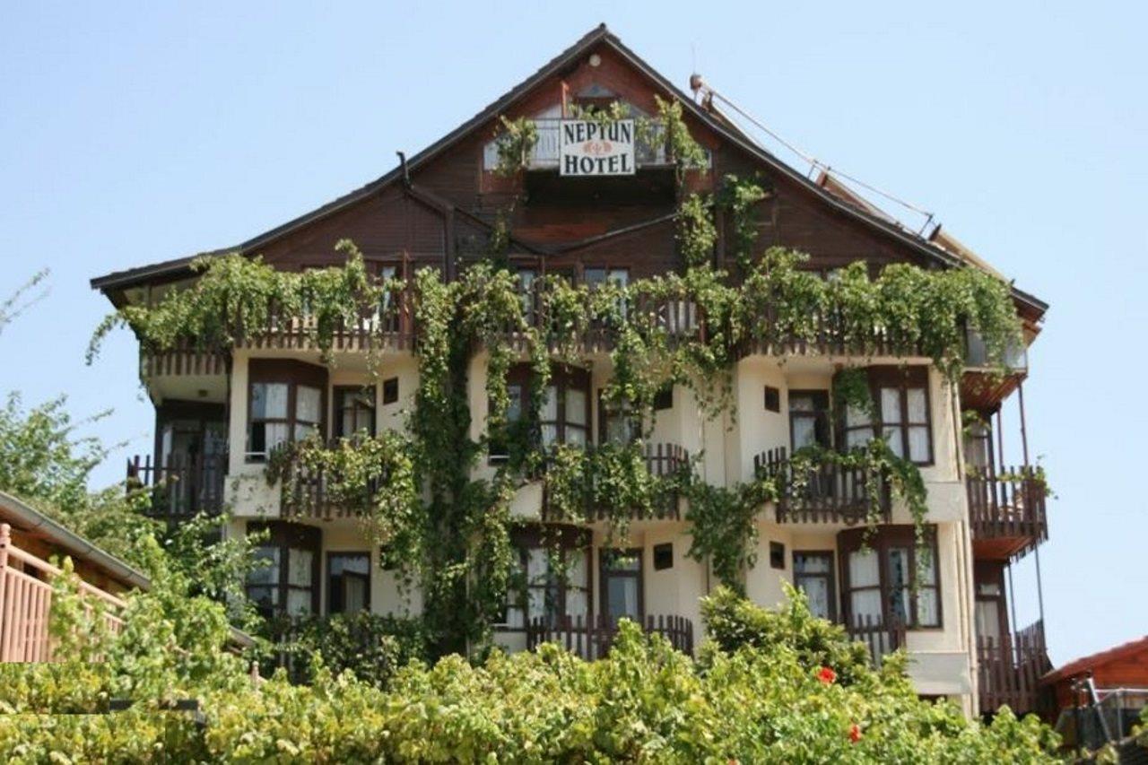 Neptun Hotel Side Exterior foto